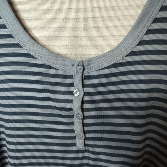 Torrid Striped Tank Top - Picture 4 of 8